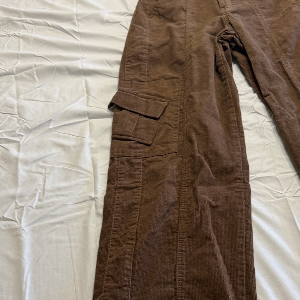 Juniors Brown Corduroy Cargo Pants Size 5/27 - Picture 6 of 9